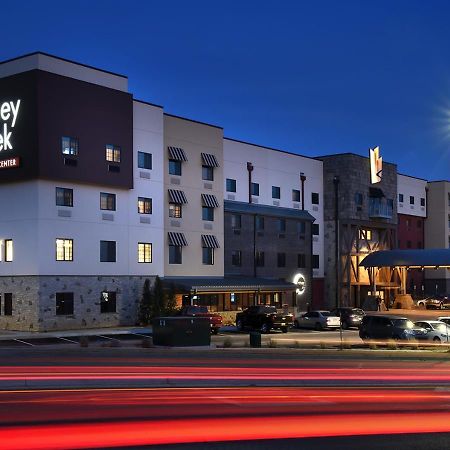 Stoney Creek Hotel Tulsa - Broken Arrow Bagian luar foto