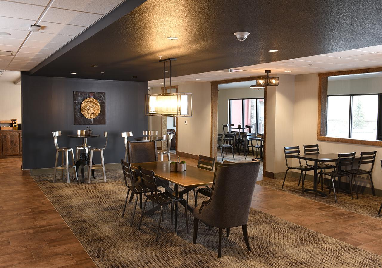 Stoney Creek Hotel Tulsa - Broken Arrow Bagian luar foto